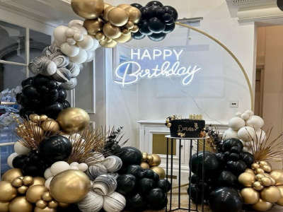 birthday balloon decoration